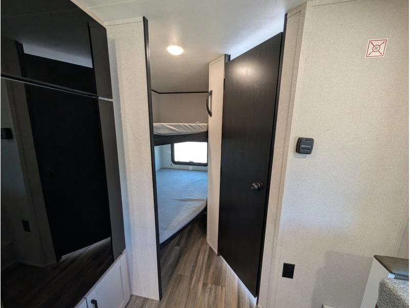 Highland Ridge Rv Open Range 18mbs 2026 alt