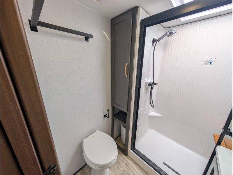 Keystone Rv Montana 290rl 2027 alt
