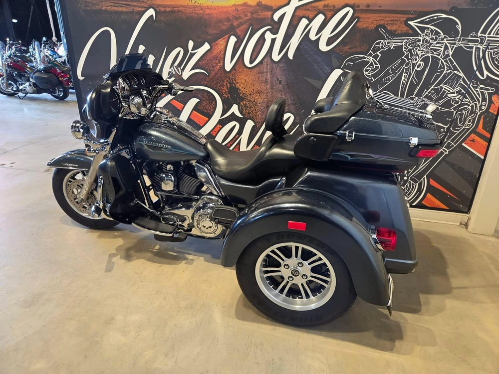 Harley-davidson Tri Glide Ultra Flhtcutg 2015 alt