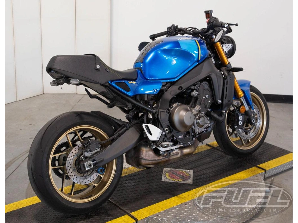 2023 Yamaha Xsr900 alt