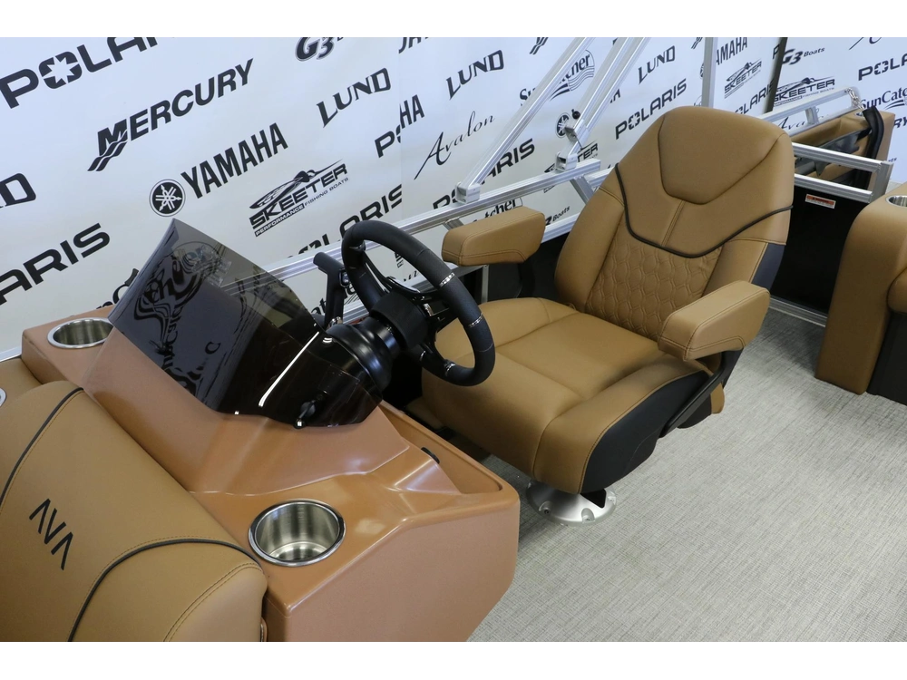 Avalon Venture 2180 Vrb + Yamaha 70 Hp 2026 alt