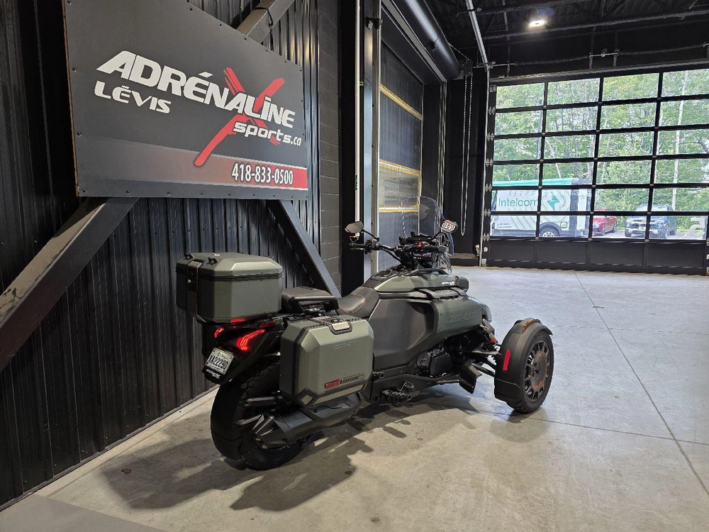 Can-am Canyon Redrock 2026 alt