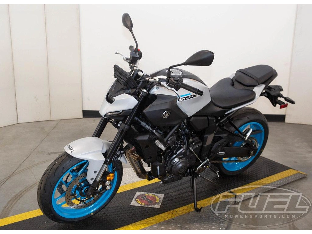 2026 Yamaha Mt-07 alt