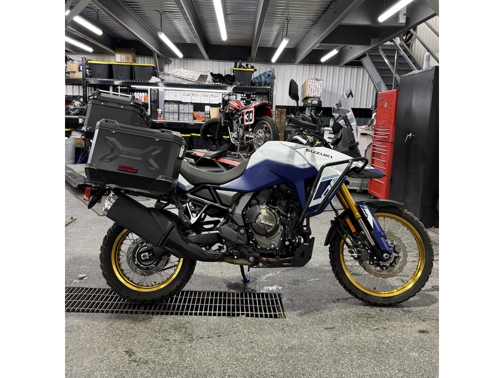 Suzuki 800 De Adv 2024 alt