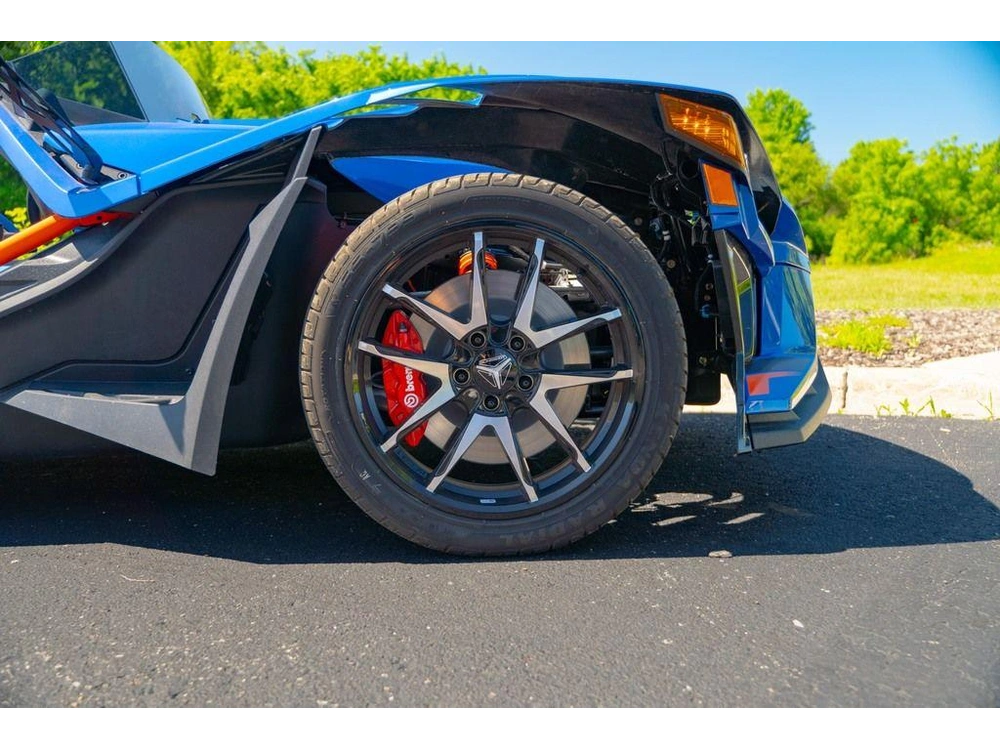 2024 Polaris Slingshot® R Radar Blue Fade alt