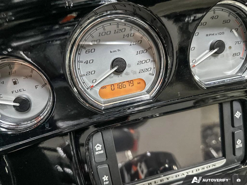 2017 Harley-davidson Street Glide Special alt