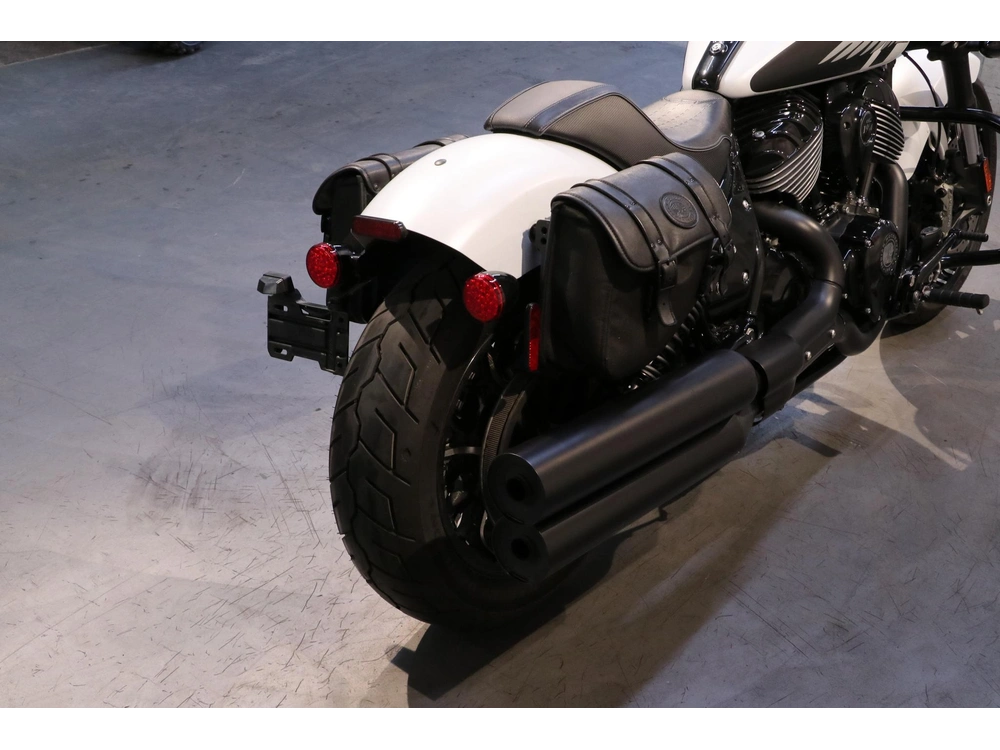 2024 Indian Motorcycle Sport Chief alt