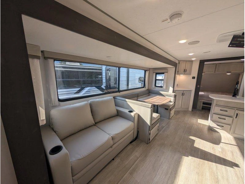 Coachmen Catalina 273dbhck 2027 alt