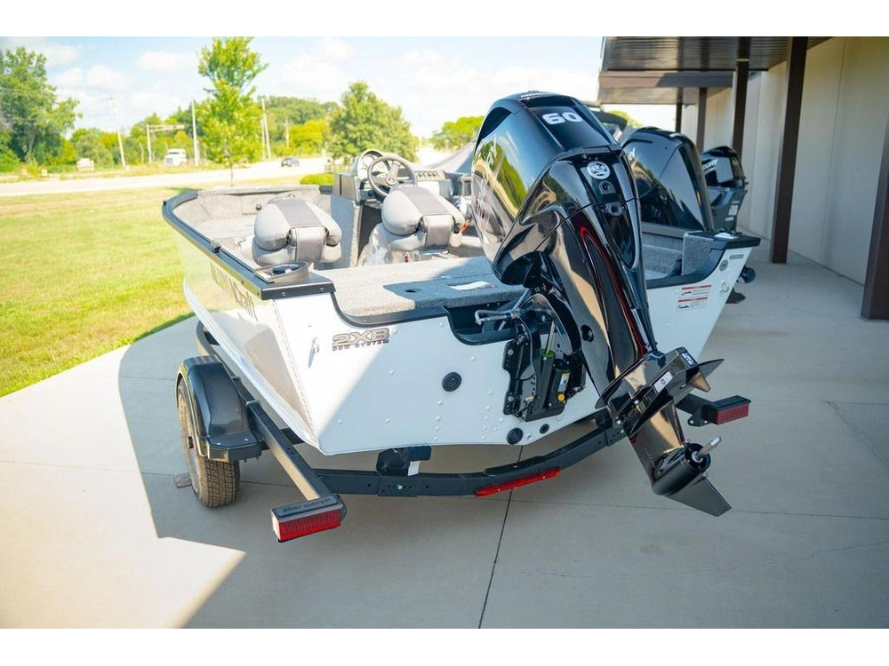 2027 Alumacraft Classic 165 Side Console alt