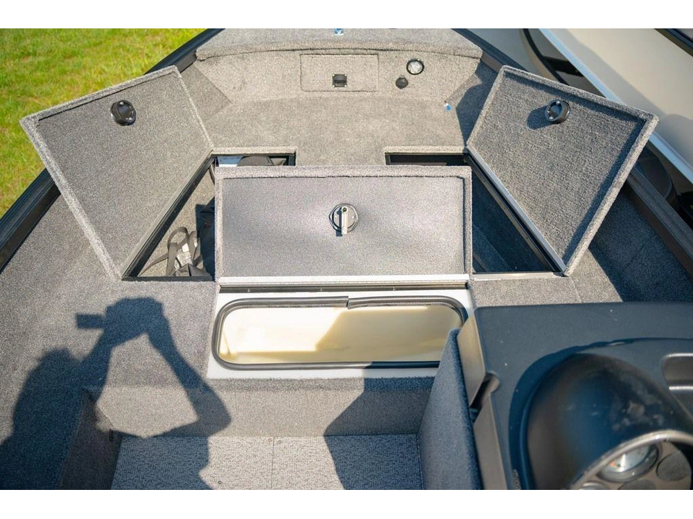 2026 Alumacraft Classic 165 Side Console alt