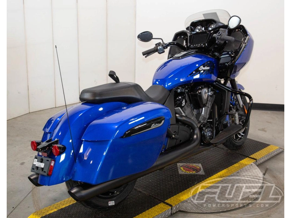 2026 Indian Motorcycle Challenger® Dark Horse® Deep Blue Metallic alt