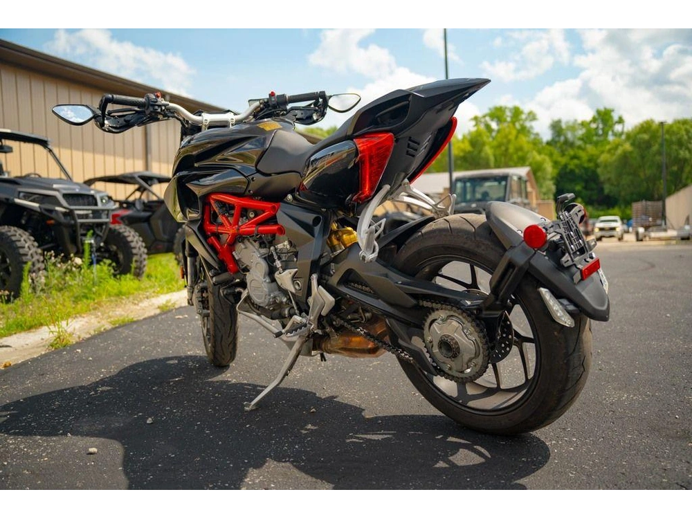 2014 Mv Agusta Rivale 800 alt