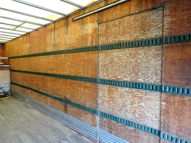 Freightliner M2106 2016