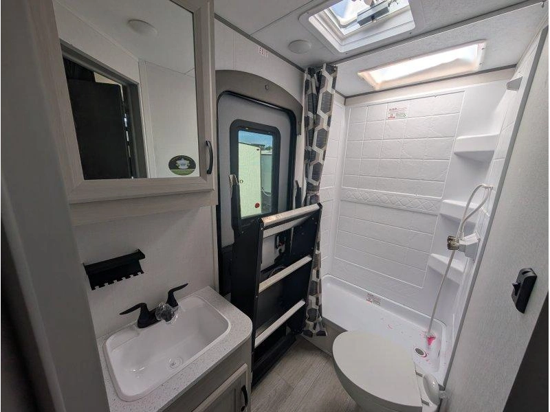 Coachmen Catalina 273dbhck 2027 alt