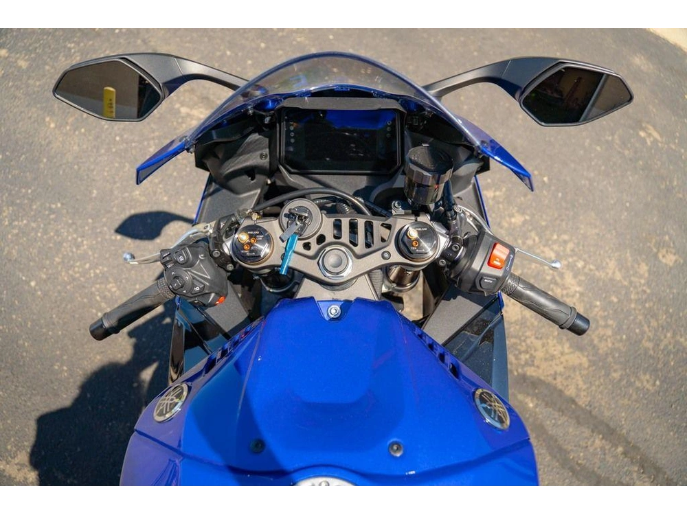 2026 Yamaha Yzf-r9 alt