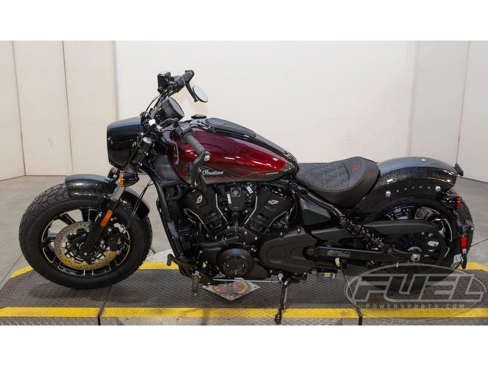2026 Indian Motorcycle Scout Bobber 125th Anniversary Edition 125th Anniversary Red With Black Cry alt