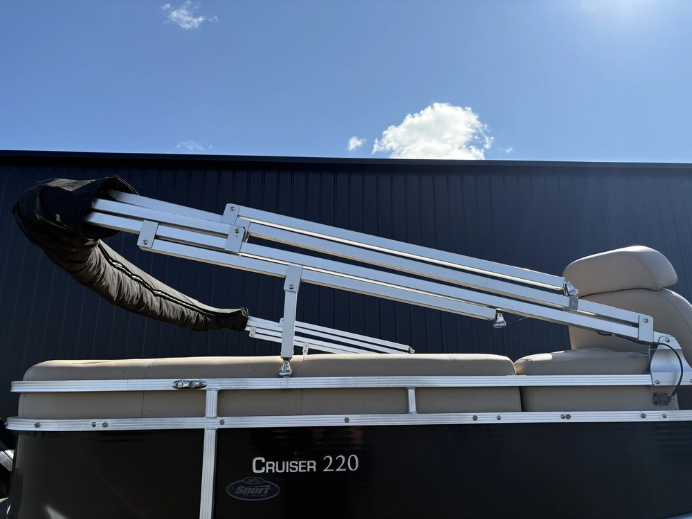 2014 Harris Cruiser 220 Floatboat 220 alt