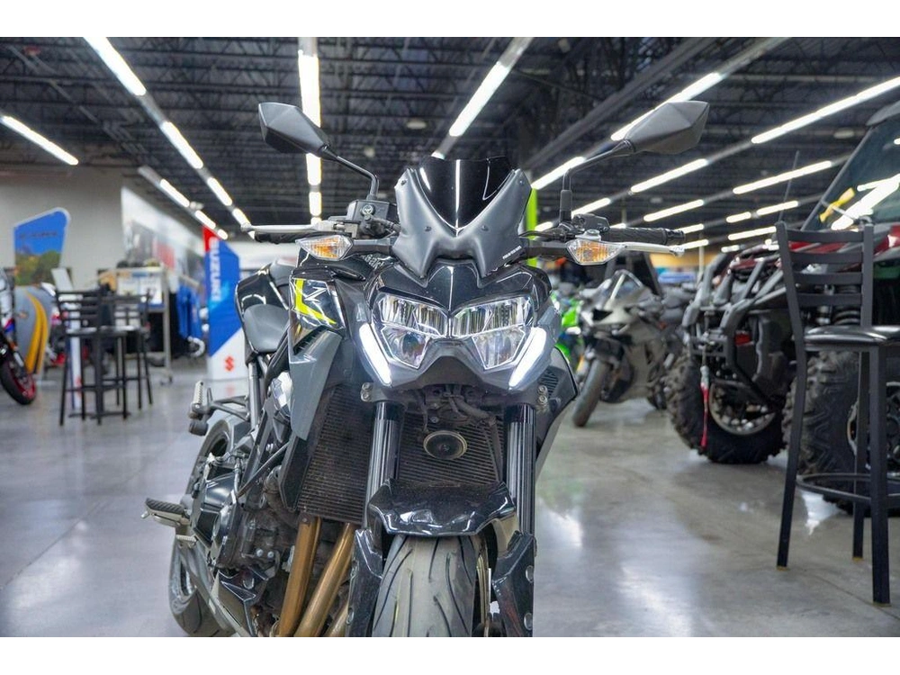 2024 Kawasaki Z900 Abs Metallic Spark Black/metallic Matte Dark Gray alt