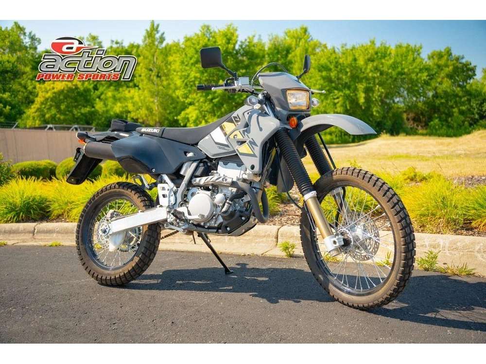 2022 Suzuki Dr-z400s alt