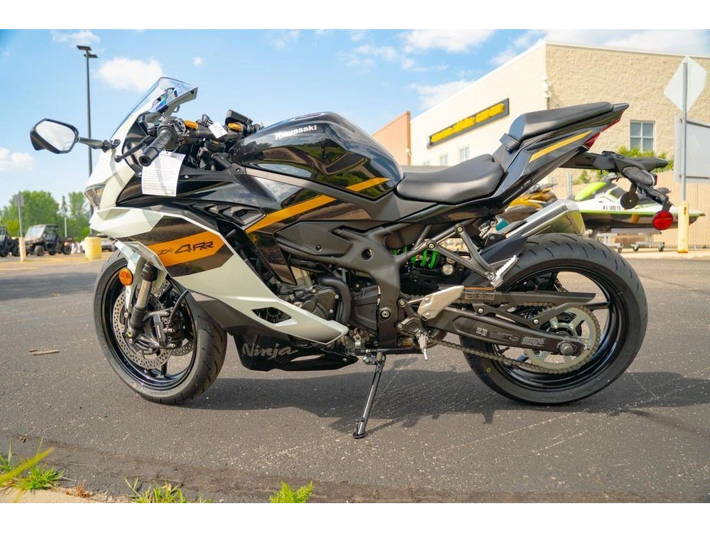 2026 Kawasaki Ninja® Zx™-4rr Abs alt