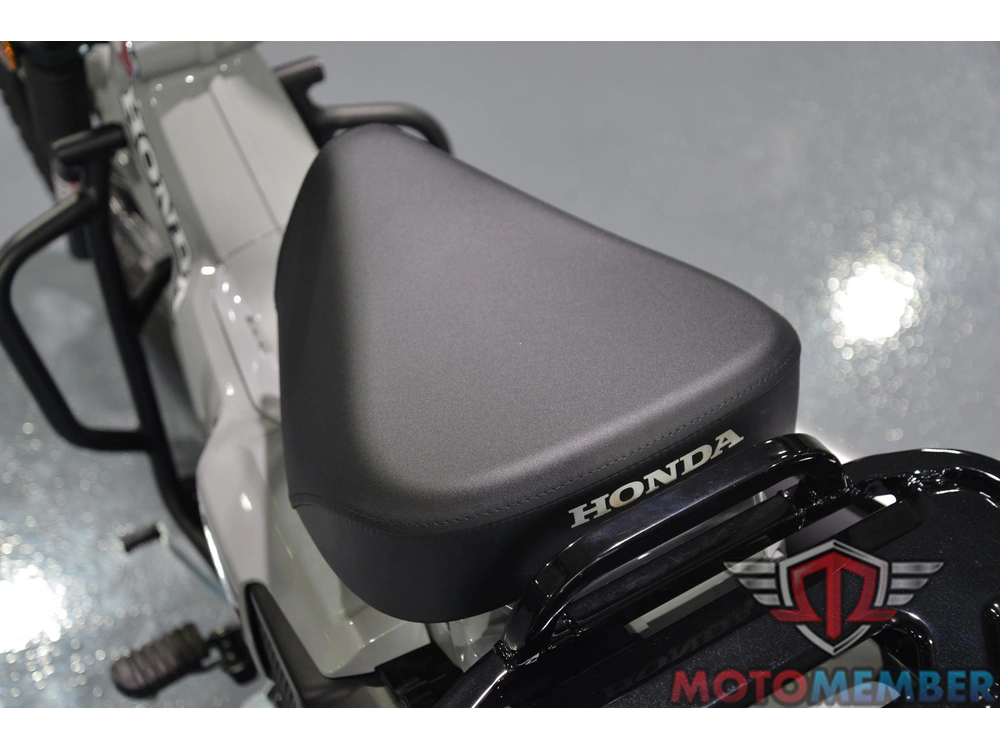 2025 Honda Trail 125 alt