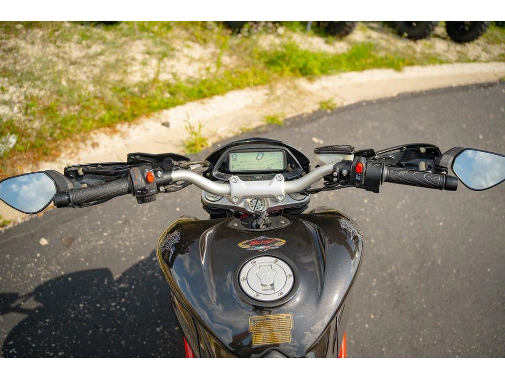 2014 Mv Agusta Rivale 800 alt