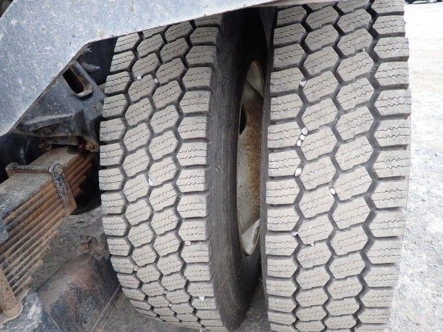 Peterbilt 589 2025