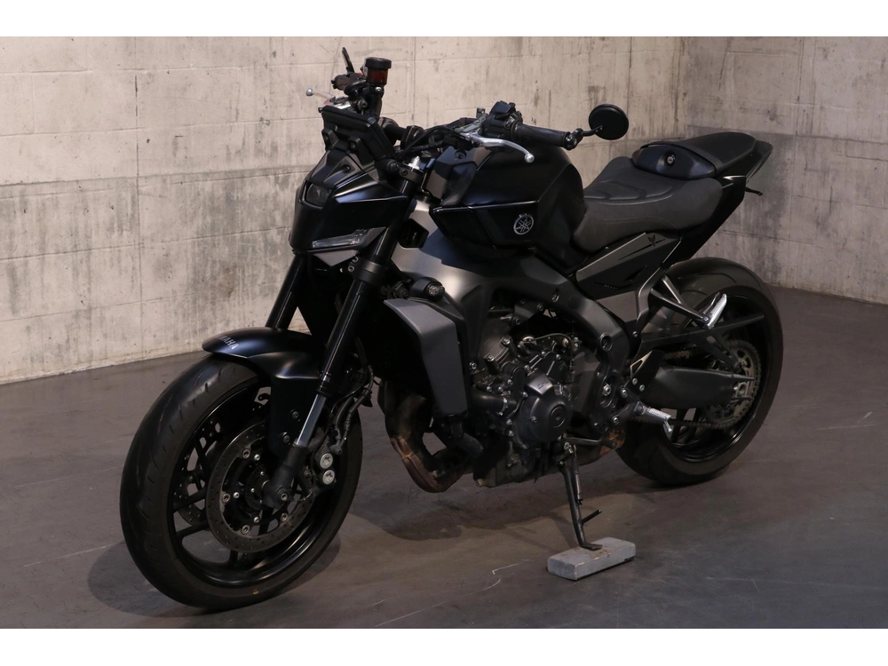 2025 Yamaha Mt-09 alt