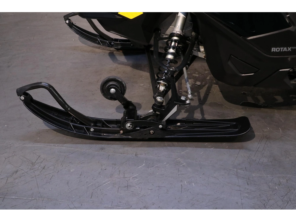 2020 Ski-doo Grand Touring Ltd 900 Ace Turbo alt