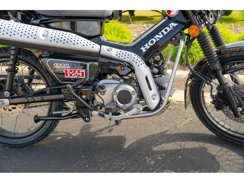 2026 Honda Trail125 alt