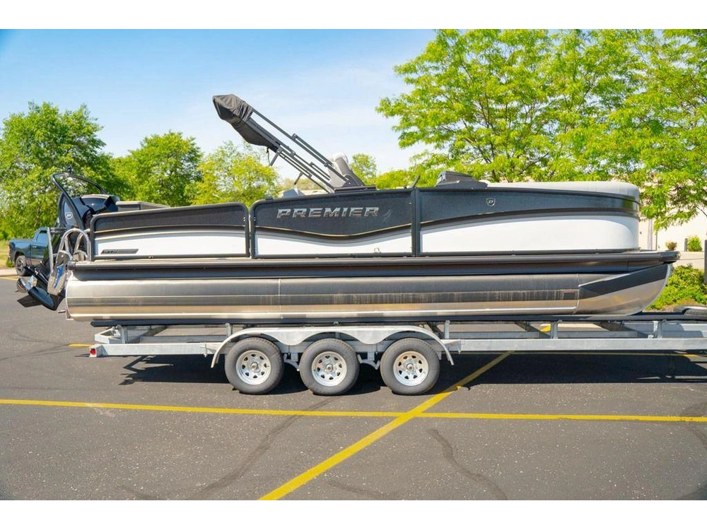 2026 Premier 230 Solaris Rs - Cl alt