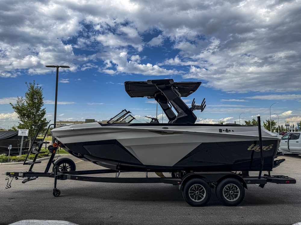 2027 Tige Boats Z1 alt