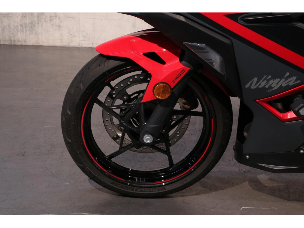 Kawasaki Ninja 500 Se 2025 alt