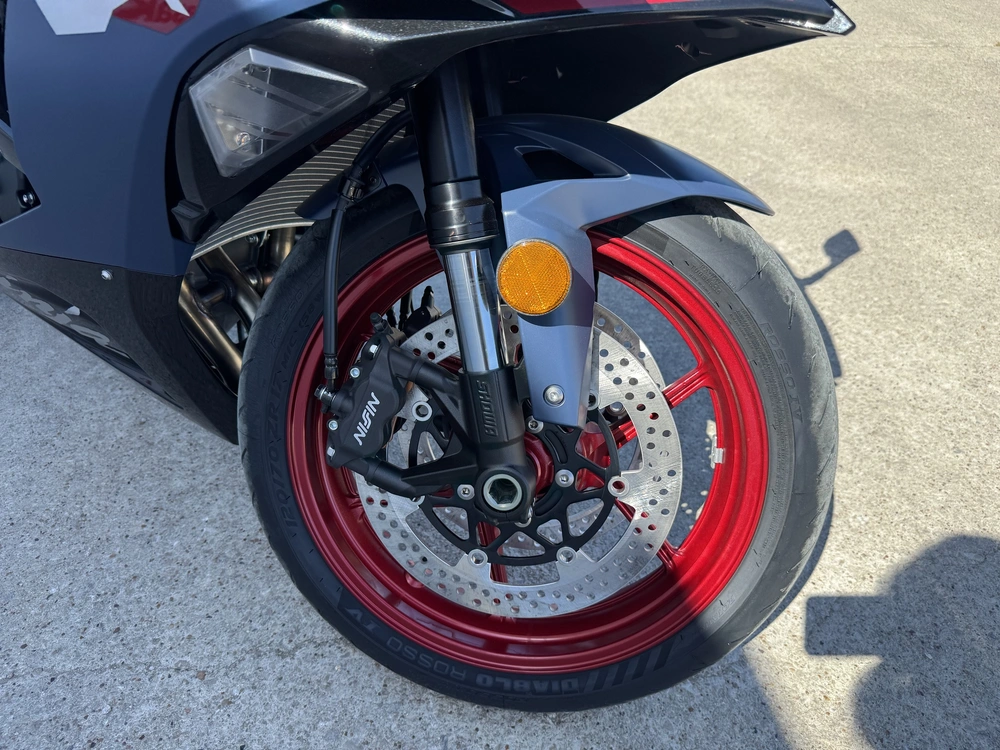 2027 Kawasaki Ninja Zx-6r alt