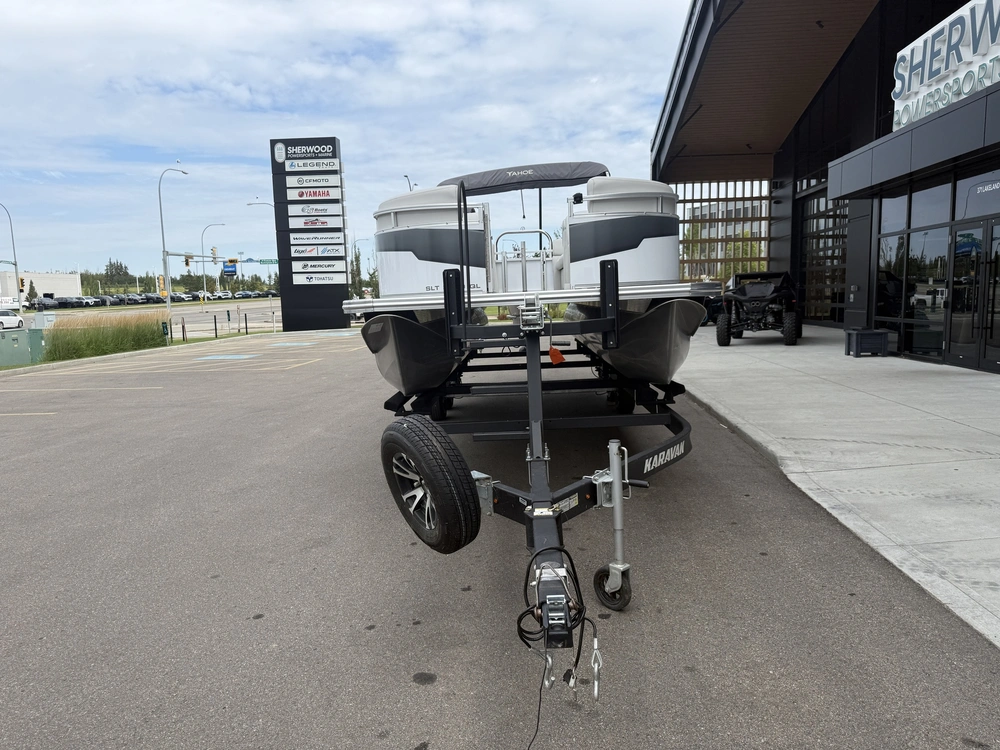 2025 Tahoe 2380ql alt