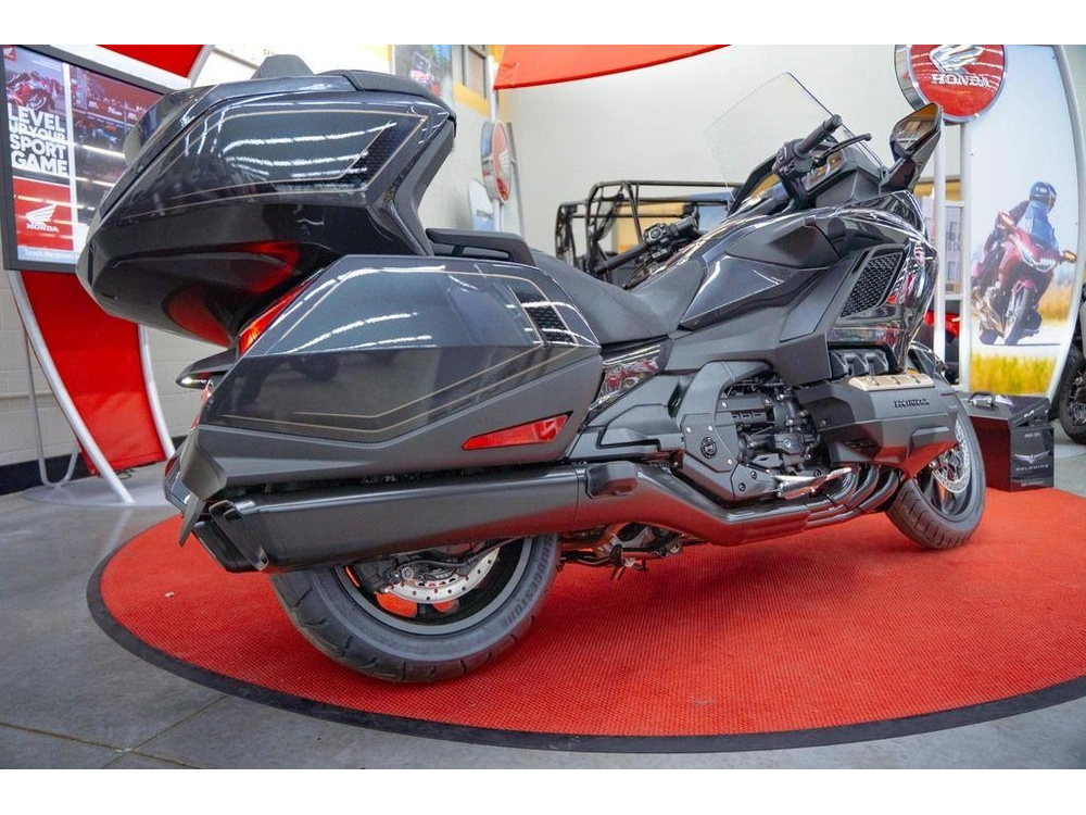 2026 Honda Gold Wing Tour alt