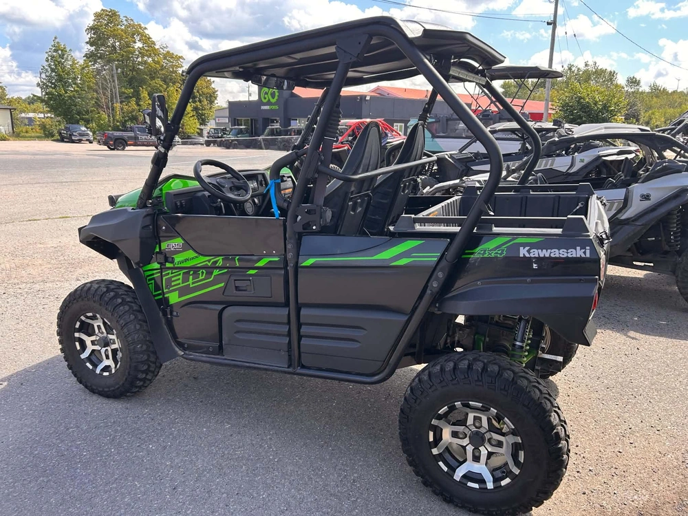 2020 Kawasaki 800 Tyrex Le alt