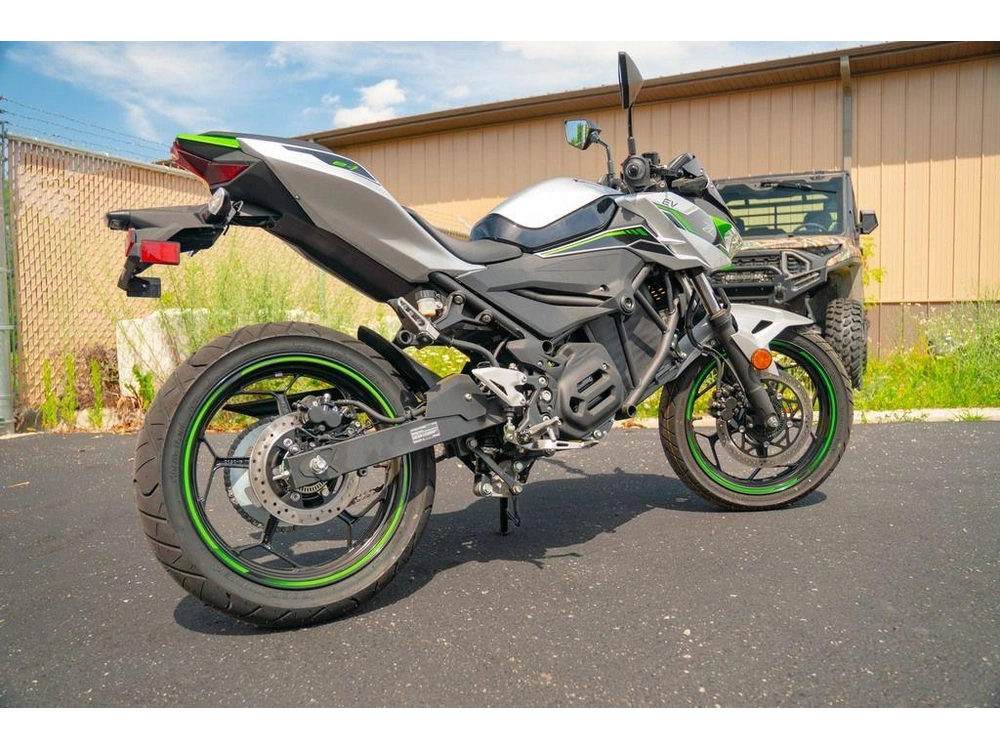 2024 Kawasaki Z E-1 Abs alt