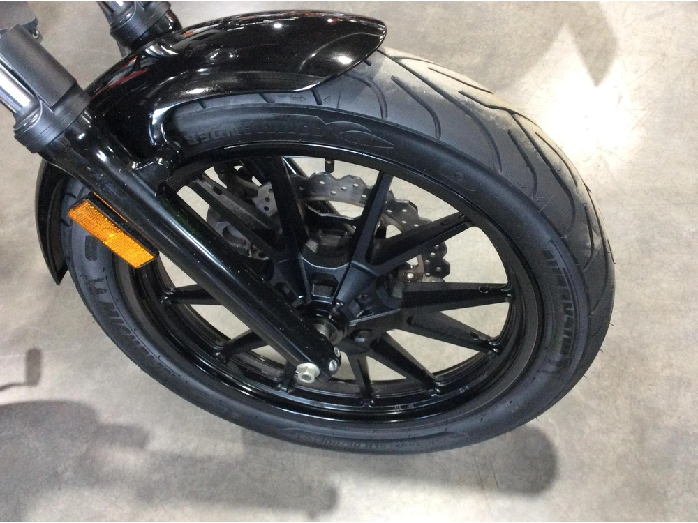 2014 Yamaha Bolt R-spec Xvs950 alt