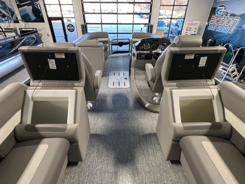 2025 Premier 230 Sunsation Rf alt