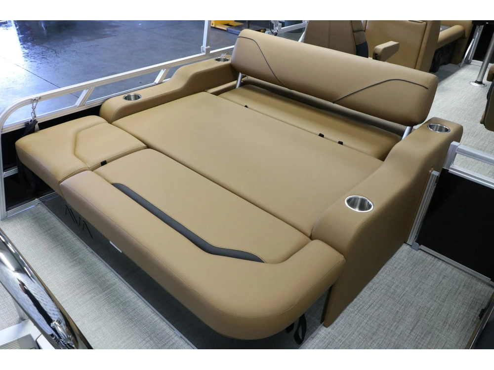 Avalon Venture 2180 Vrb + Yamaha 70 Hp 2026 alt