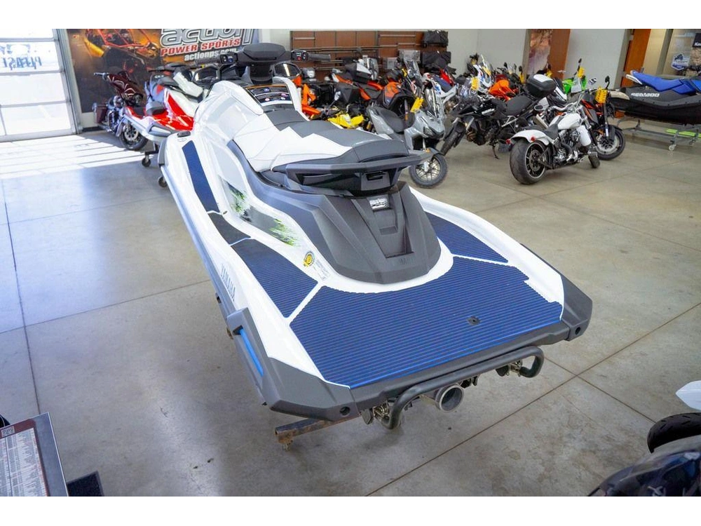 2026 Yamaha Vx® Deluxe alt