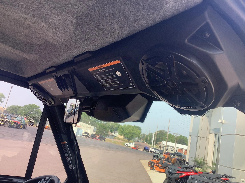 2026 Can-am Defender Hd11 Limited Max alt