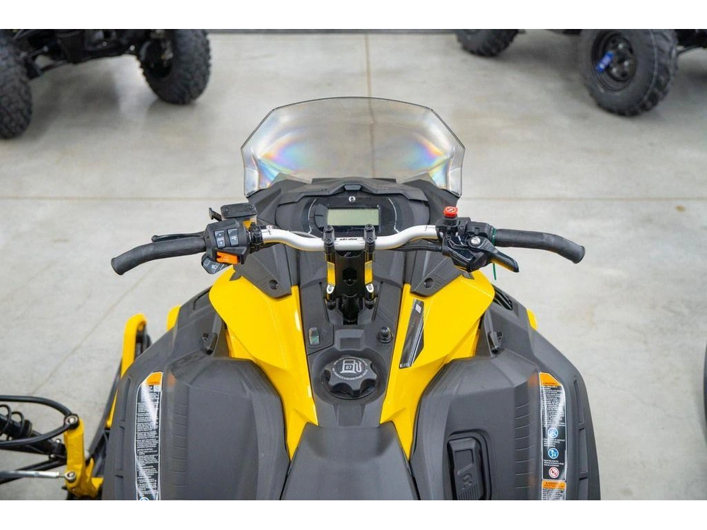 2024 Ski-doo Renegade® Sport Rotax® 600 Ace™ Ripsaw 1.25 alt