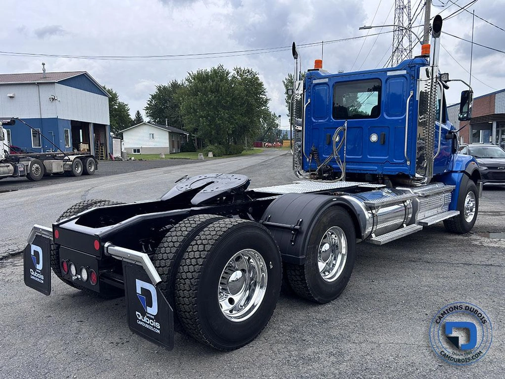 Western-star 49x 2023 alt