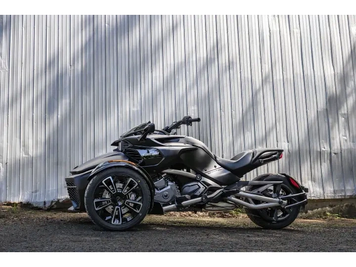 2027 Can-am F3-s (se6) alt