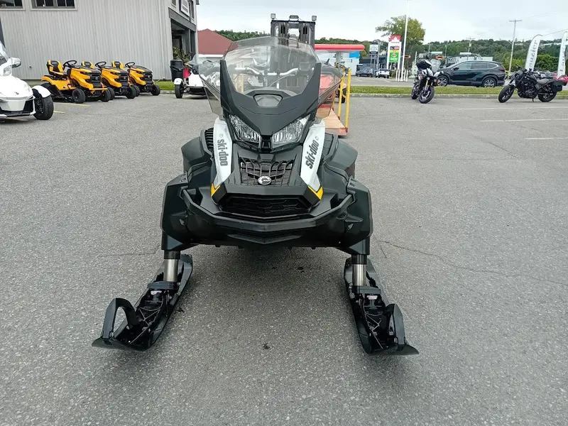 Ski-Doo SKANDIC SPORT 600EFI 2022