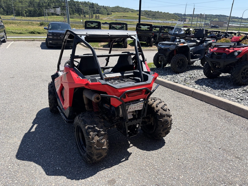 2025 Polaris Rzr 200 Efi - Indy Red alt