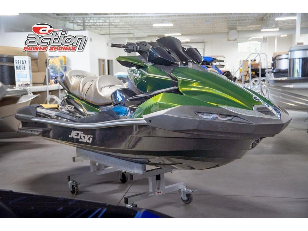 2025 Kawasaki Ultra® 160lx alt