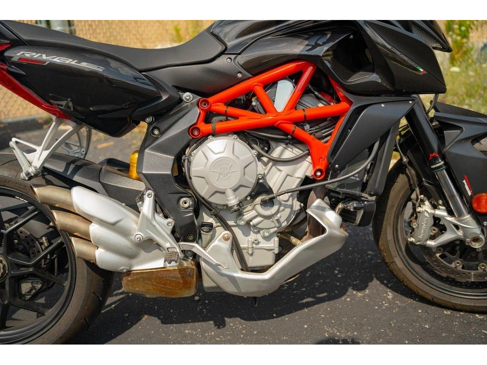 2014 Mv Agusta Rivale 800 alt